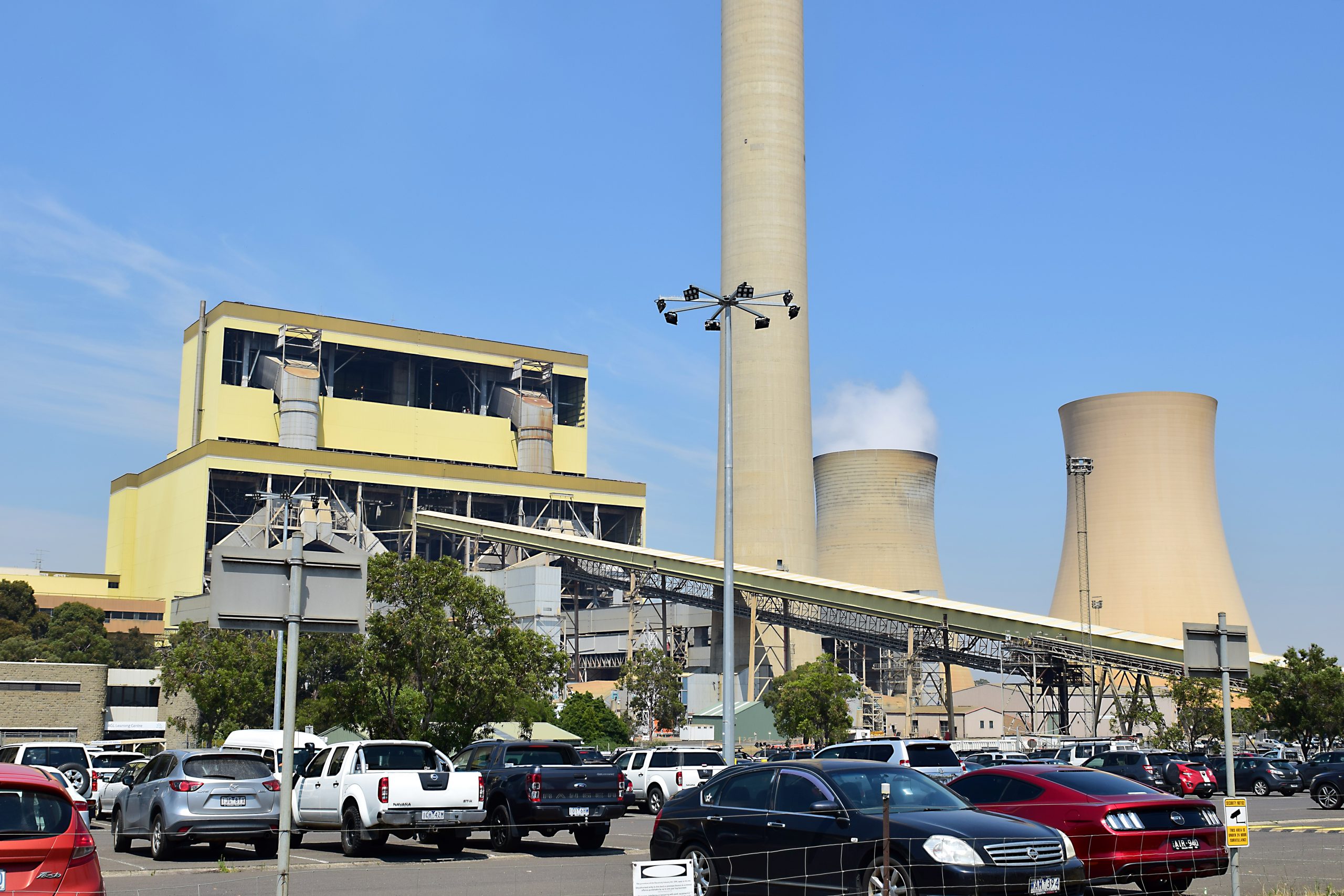 Loy Yang A unit outage extended Latrobe Valley Express