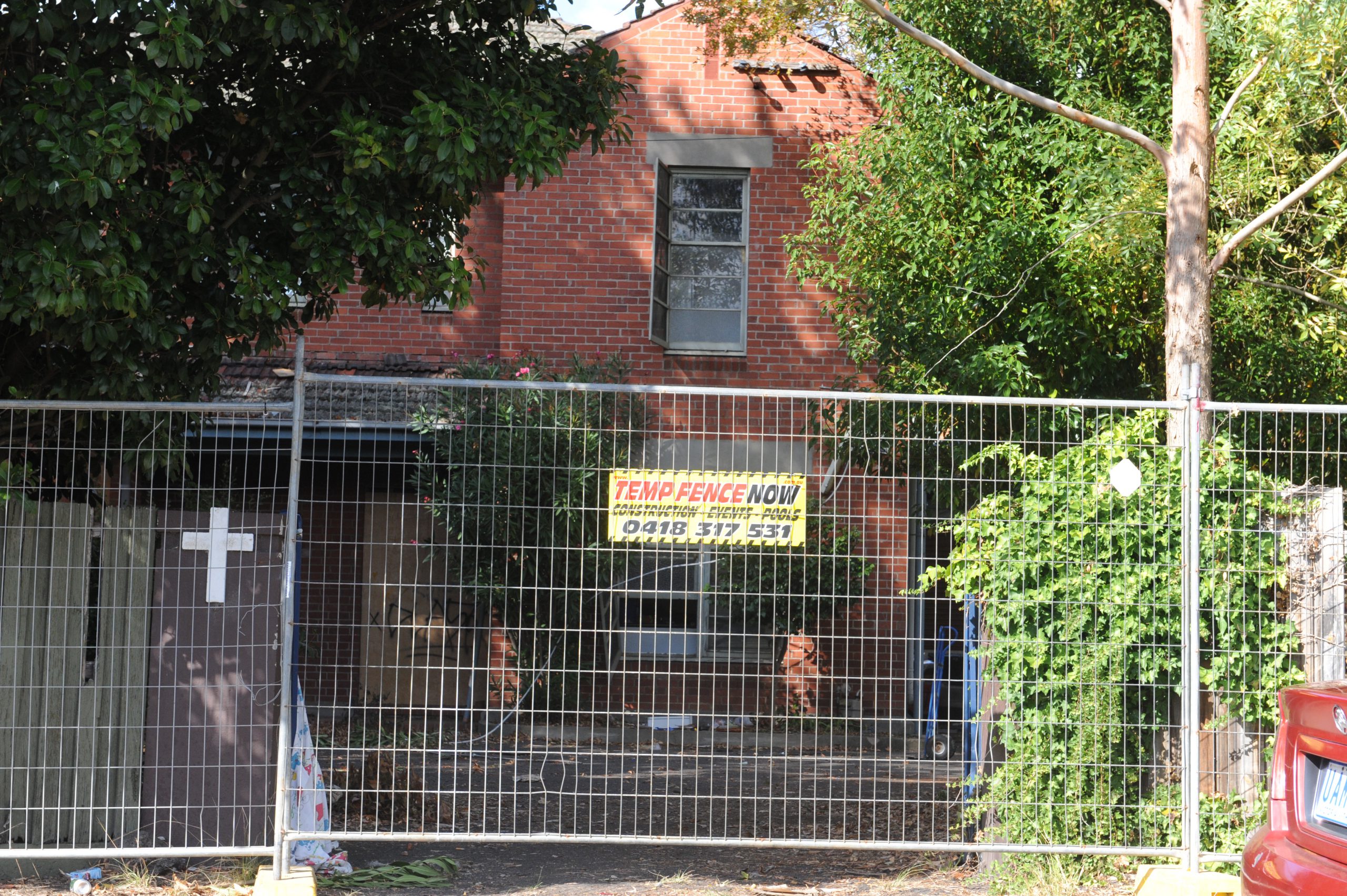 Eviction fails to stop entry