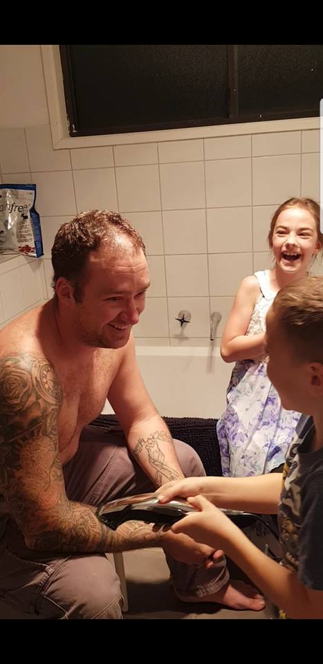 Rosedale rallies for Aaron