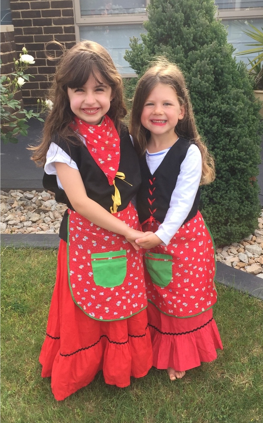 italian traditional dress children