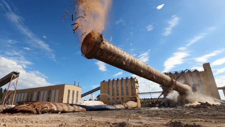 Chimneys come crashing down