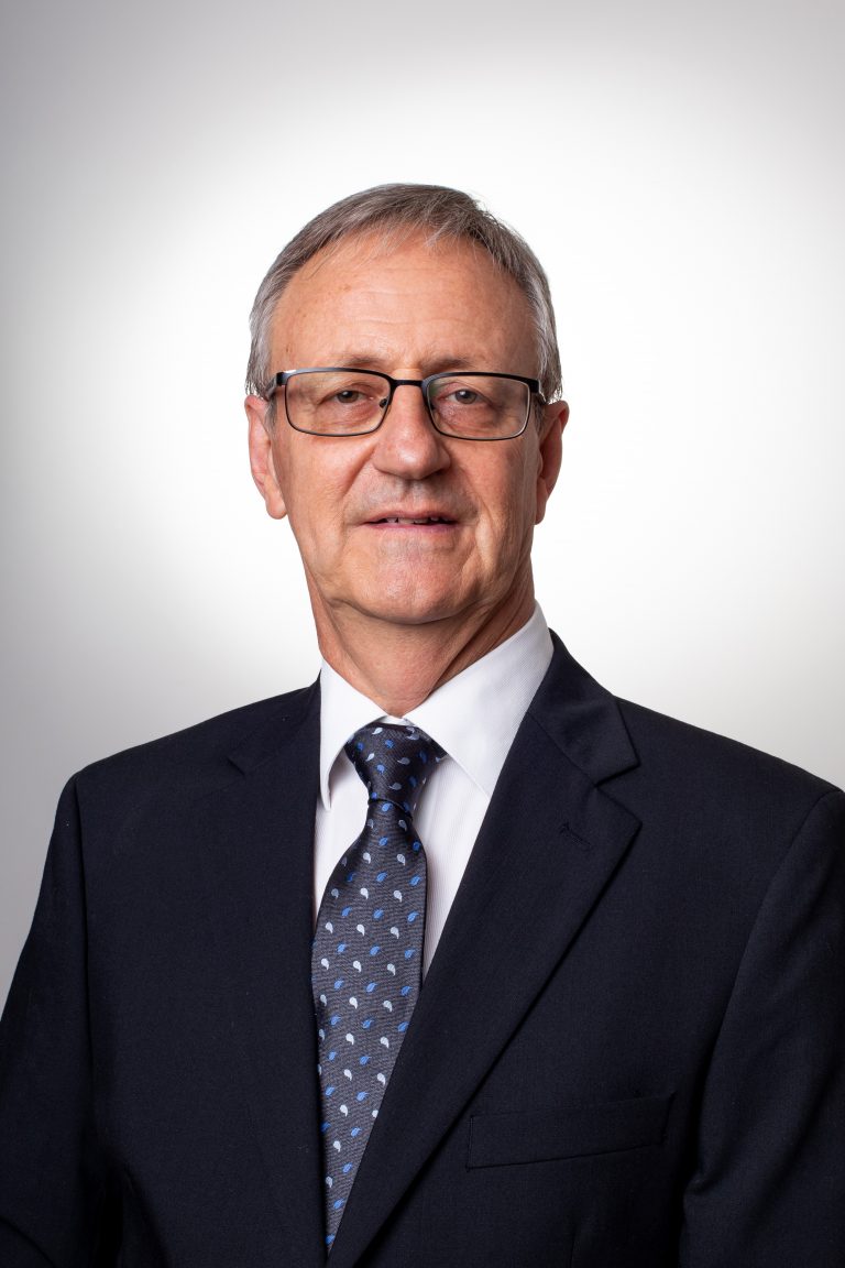 Authority reel in Salmon as CEO