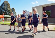 Parents call for school crossing safety upgrade