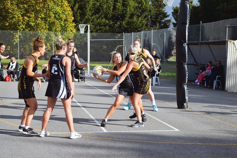 All football-netball leagues now off