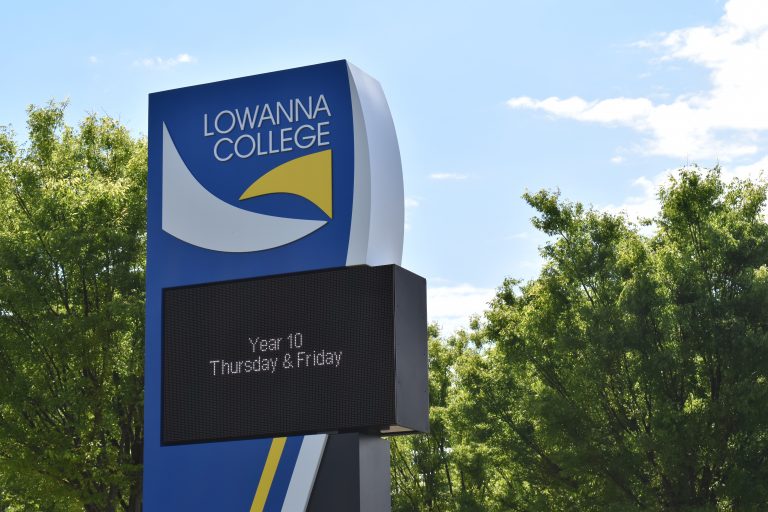 Vaccine pop-up clinic at Lowanna