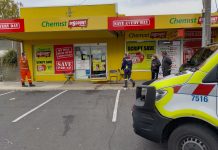 Car versus building in Moe