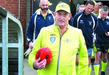 Umpire cracks 1000 games