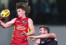 Gippslanders gather round in Adelaide