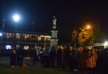 Hundreds attend Traralgon Dawn Service