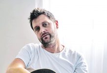 Nicholson’s Glengarry pub performance