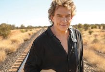 Former Cold Chisel member visits Traralgon