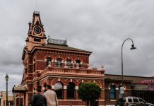 Delectable dinner spot