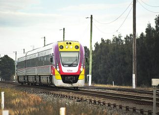 Transport Victoria warns of heat warning on Gippsland line
