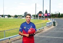 Melbourne give Mentha his chance