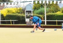 Best mates play off for Classic Singles title