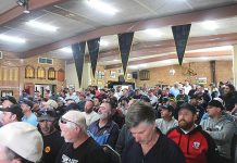 Union members united in paper fight