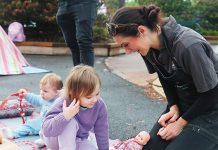 Families take part in playgroup pop-ups