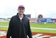 Gelagotis racing top of the town