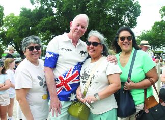 Australia Day flocks the Valley