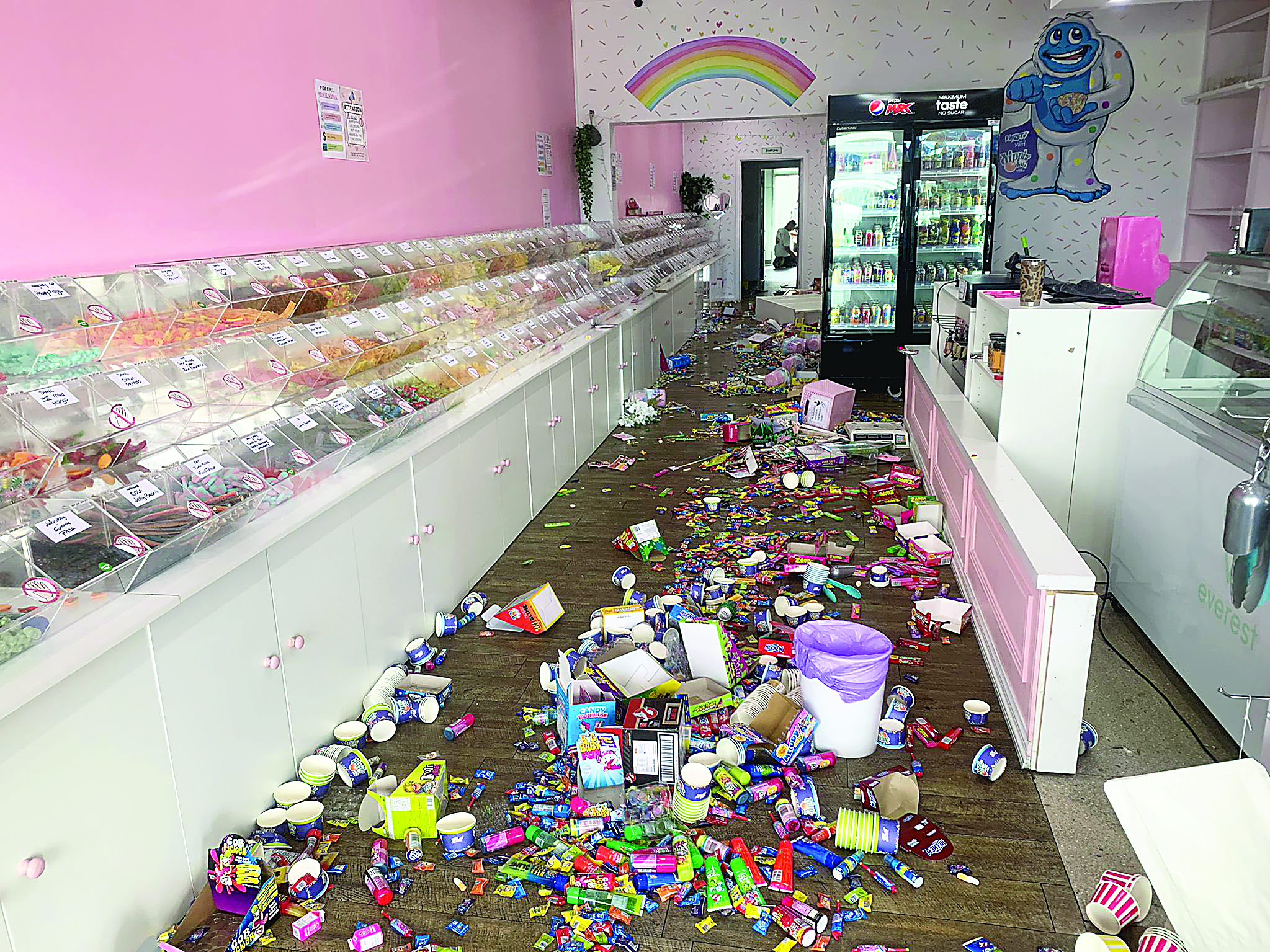 668834374_1528039649_87295