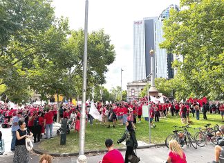 Strikeout, teachers reach agreement